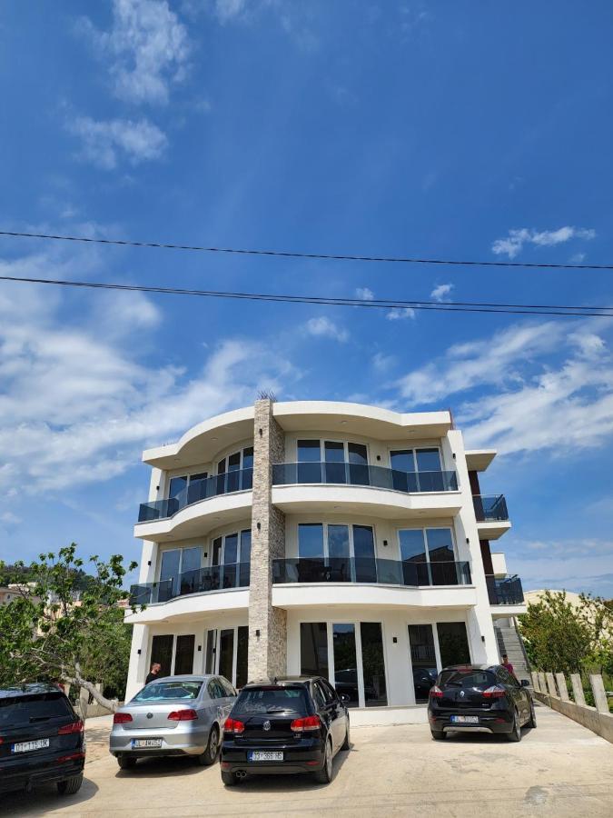M&H Apartments Улцинь Экстерьер фото