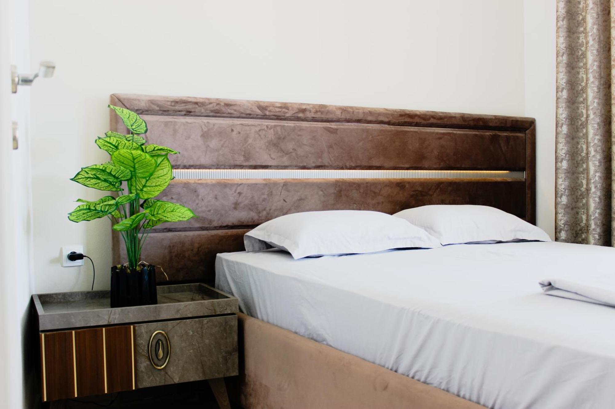 M&H Apartments Улцинь Экстерьер фото