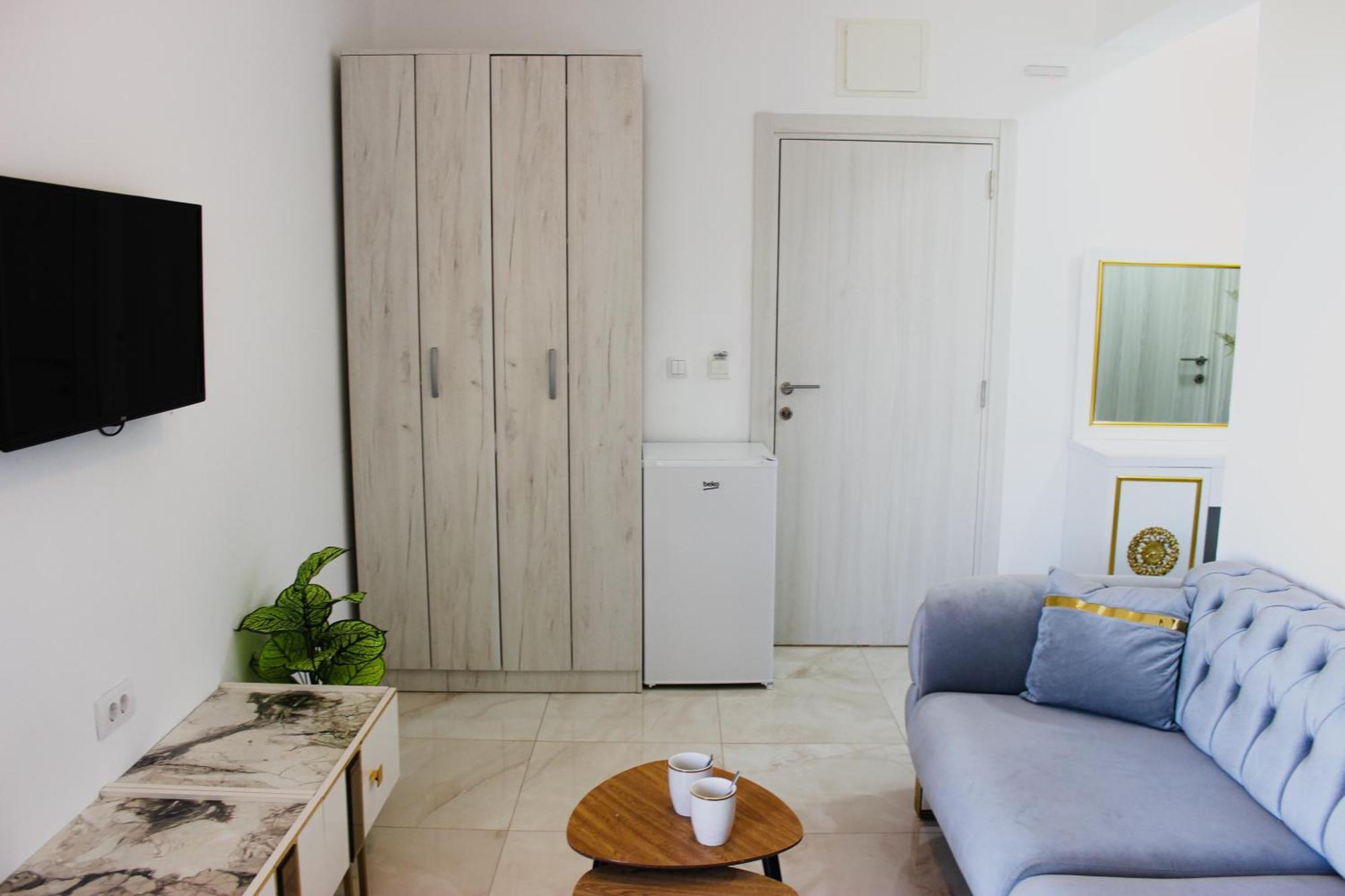 M&H Apartments Улцинь Экстерьер фото