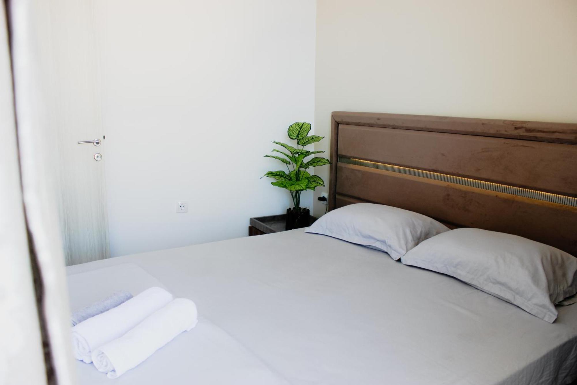 M&H Apartments Улцинь Экстерьер фото
